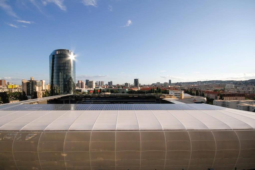 Apartment In Bratislava With Free Parking Екстериор снимка