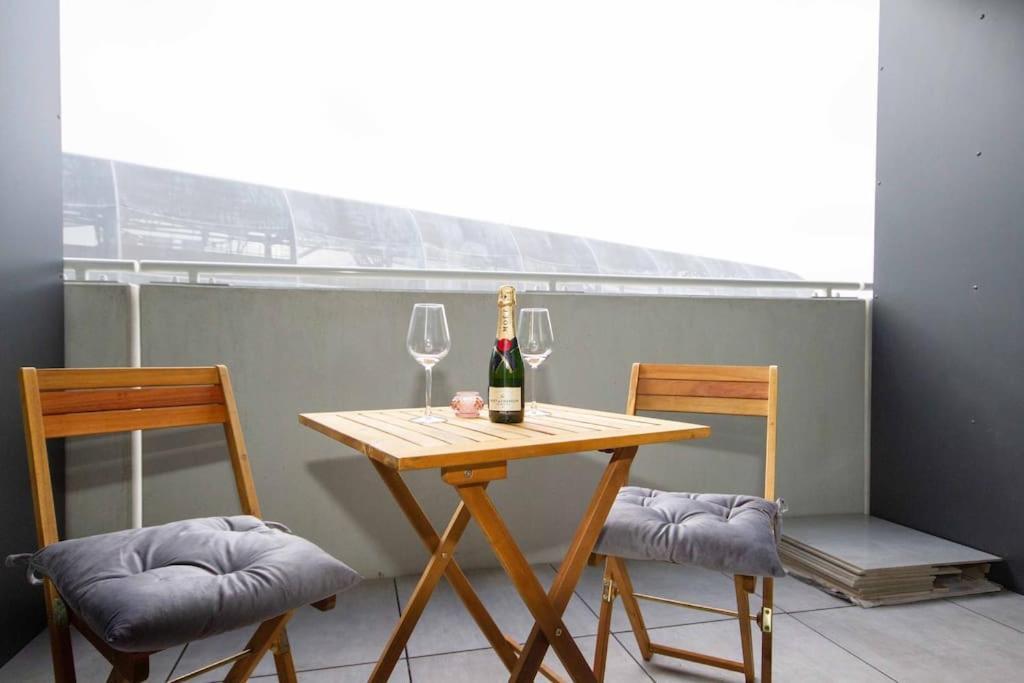 Apartment In Bratislava With Free Parking Екстериор снимка